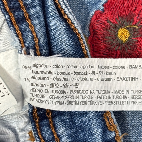 Zara Basic Denim Floral Embroidered Distressed Jeans - size 8 - Picture 9 of 9